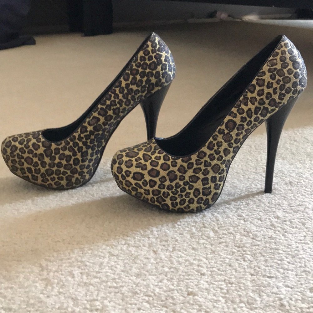 Platform heel - Picture 2 of 3